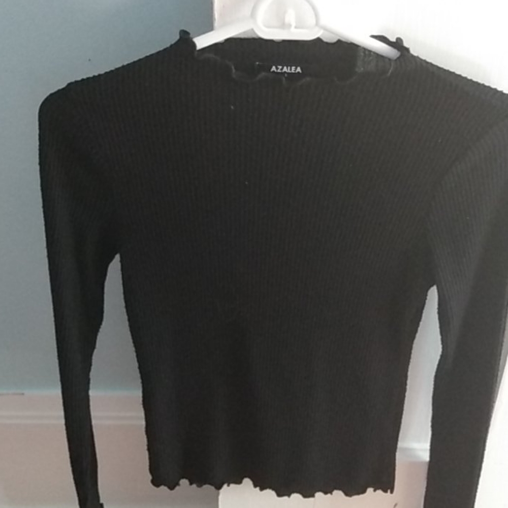 Azalea black longsleeve blouse